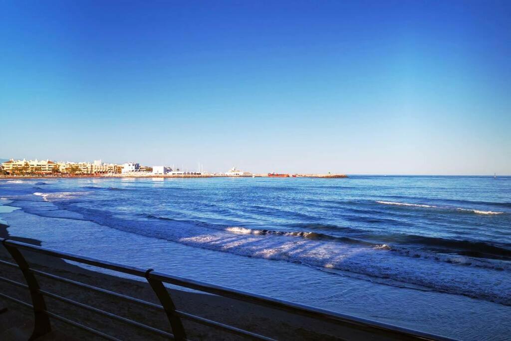 Beautiful Sea Views Cozy Apartment 350 M From Beach Benalmádena Exterior foto