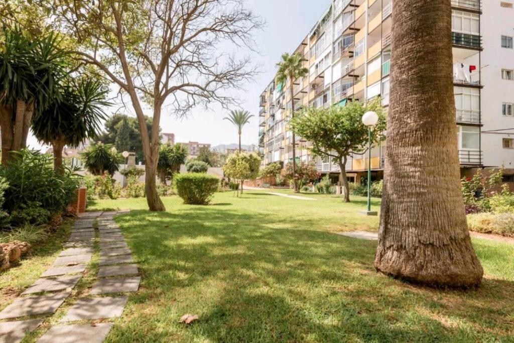 Beautiful Sea Views Cozy Apartment 350 M From Beach Benalmádena Exterior foto