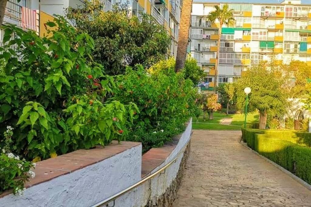 Beautiful Sea Views Cozy Apartment 350 M From Beach Benalmádena Exterior foto
