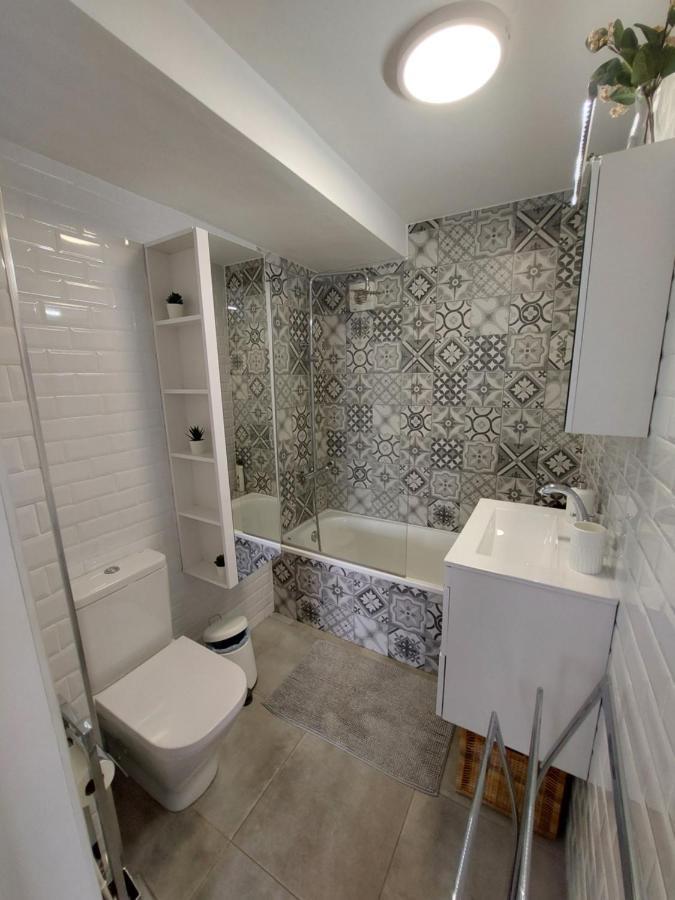 Beautiful Sea Views Cozy Apartment 350 M From Beach Benalmádena Exterior foto
