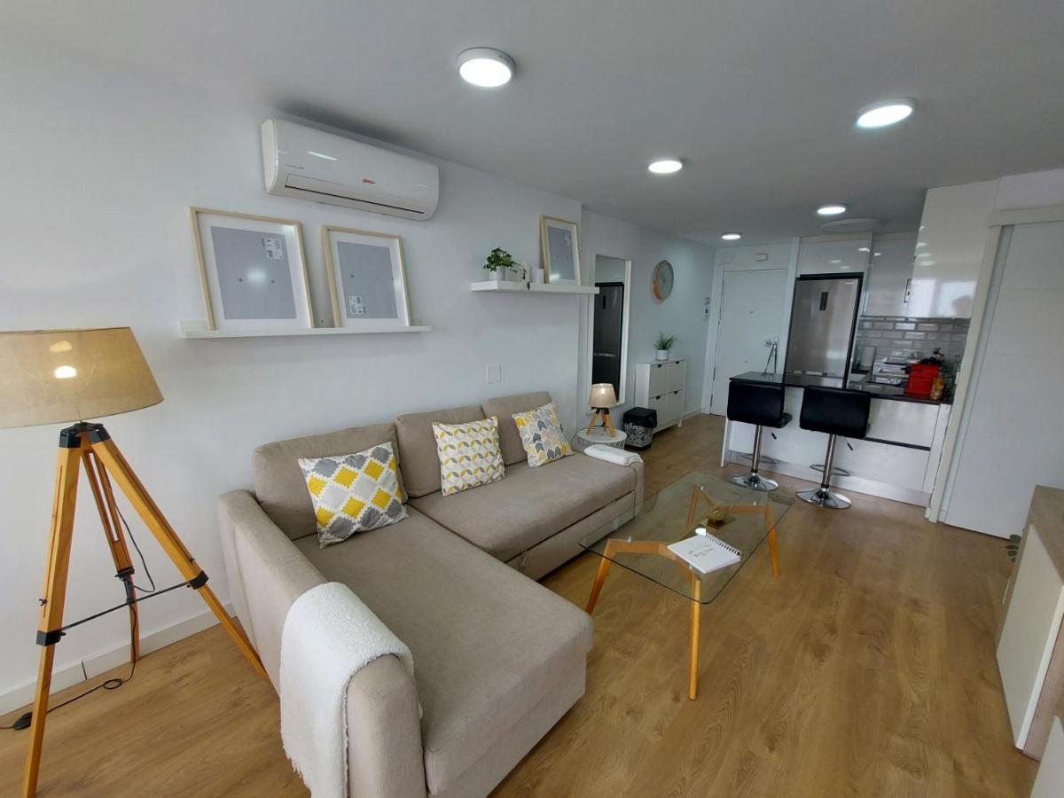 Beautiful Sea Views Cozy Apartment 350 M From Beach Benalmádena Exterior foto